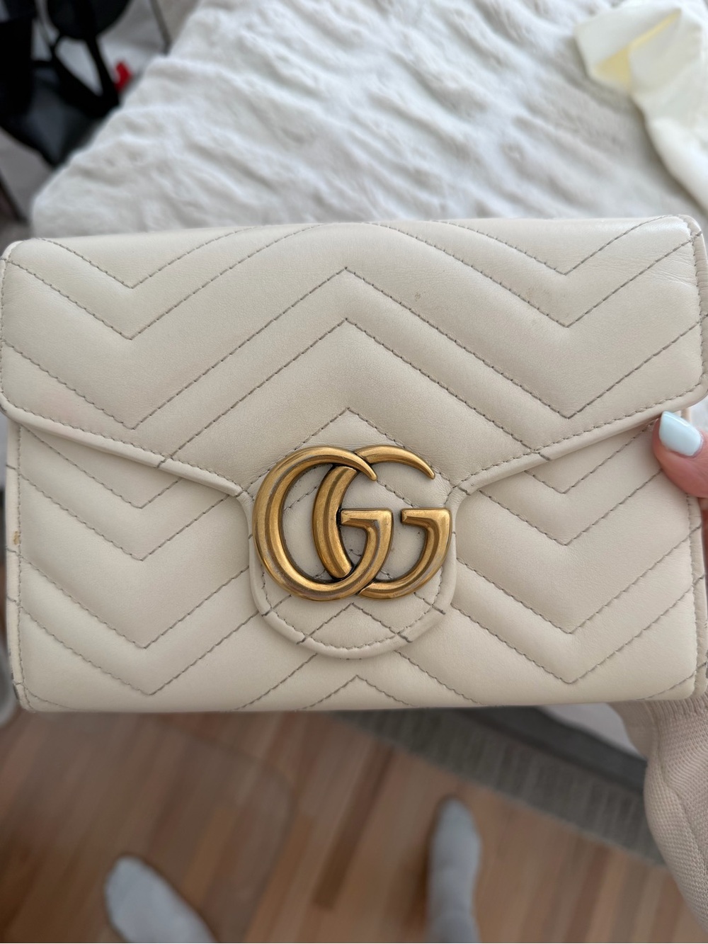 Gucci Marmont Wallet on Chain - Picture 6 of 9